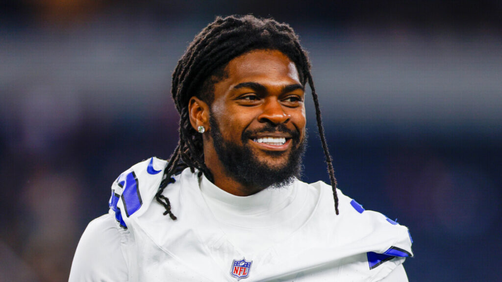 Cowboys designate Trevon Diggs for return