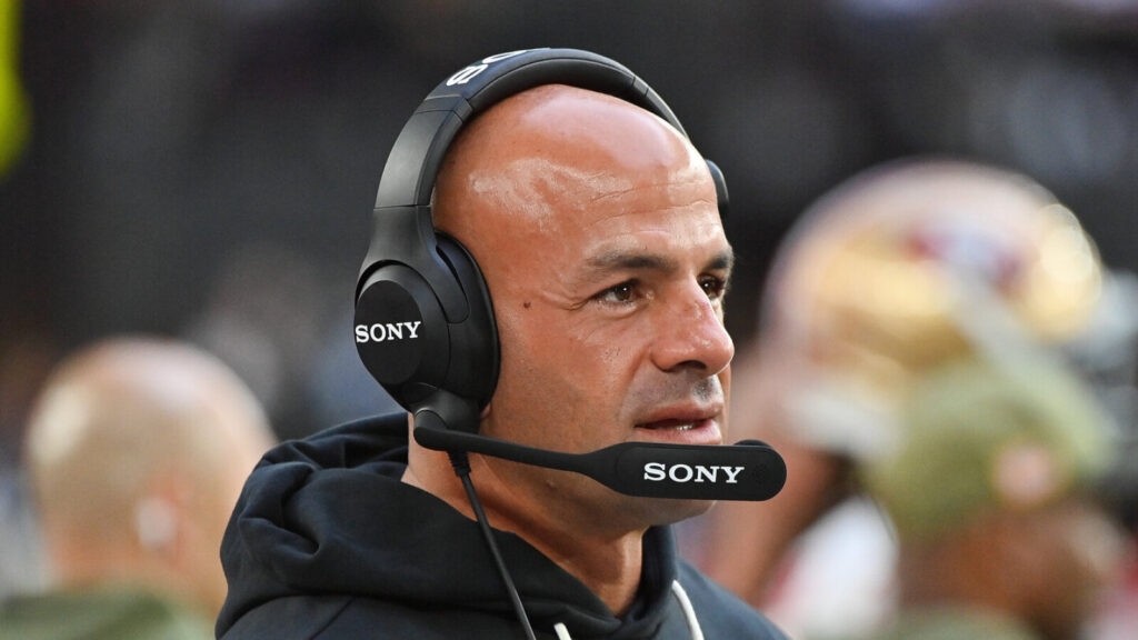 49ers DC Robert Saleh finalizing a deal to become Titans HC