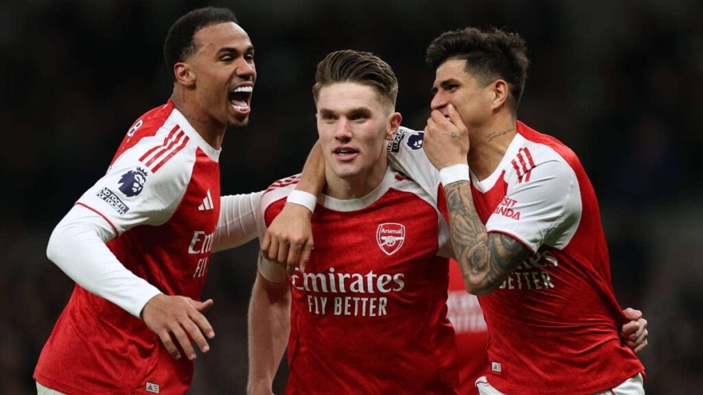 Report, result and goals as Gunners make statement in North London derby