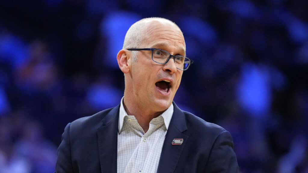 Dan Hurley has UConn, St. John’s ‘bloodbath’ Elite Eight wish