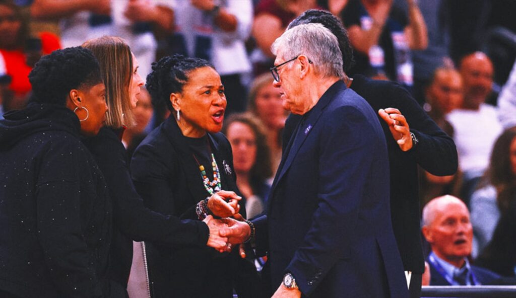 UConn HC Geno Auriemma Apologizes For Dawn Staley Exchange: ‘There’s No Excuse’