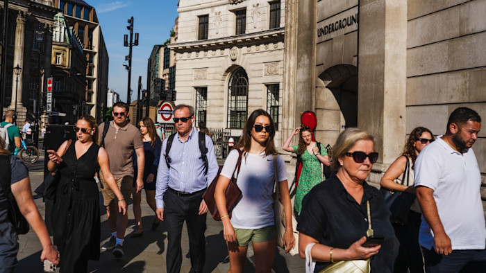 UK households’ living standards to fall after energy price shock