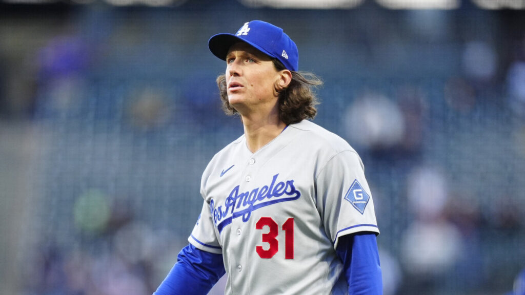 Dave Roberts provides worrisome update on Tyler Glasnow