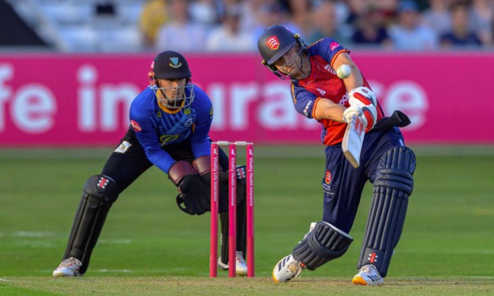 What do sides need to qualify in the final week?