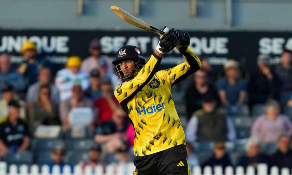 Gloucestershire hand “exceptionally promising” Kamran Dhariwal a new two-year contract