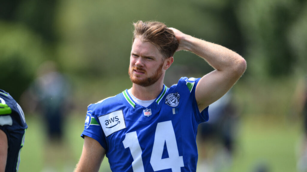 Best bargains per position in NFL heading into the 2026 season
