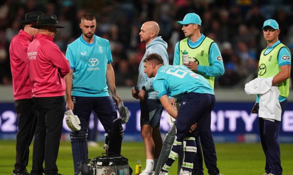 Jos Buttler injury scuppers England hopes as they lose second ODI to Sri Lanka